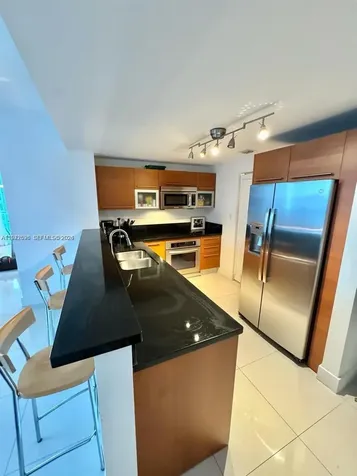 253 NE 2nd Street Miami FL 33132