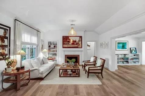 530 Melaleuca Lane Miami FL 33137