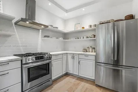 530 Melaleuca Lane Miami FL 33137