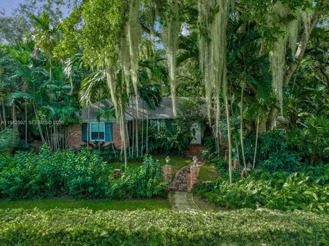 530 Melaleuca Lane Miami FL 33137