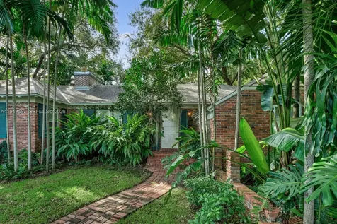 530 Melaleuca Lane Miami FL 33137