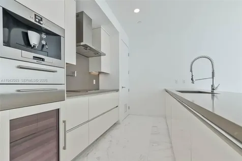 17475 Collins Avenue Sunny Isles Beach FL 33160