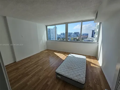 7135 Collins Avenue Miami Beach FL 33141