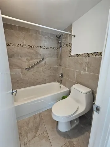 7135 Collins Avenue Miami Beach FL 33141