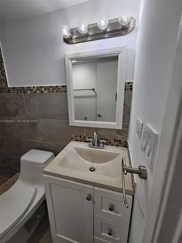 7135 Collins Avenue Miami Beach FL 33141