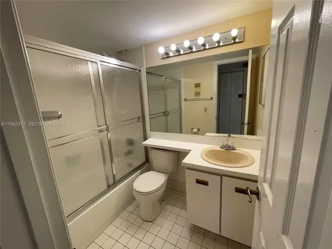 426 NE 210th Cir Terrace Miami FL 33179