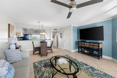 275 Palm Avenue Jupiter FL 33477