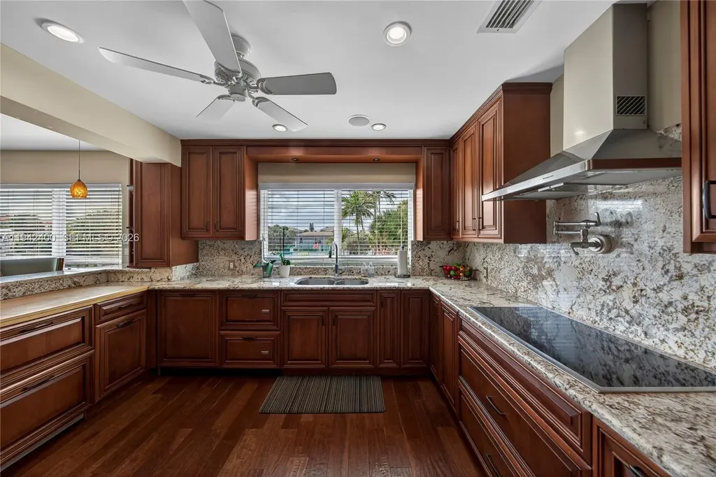 1194 Hillsboro Mile Hillsboro Beach FL 33062