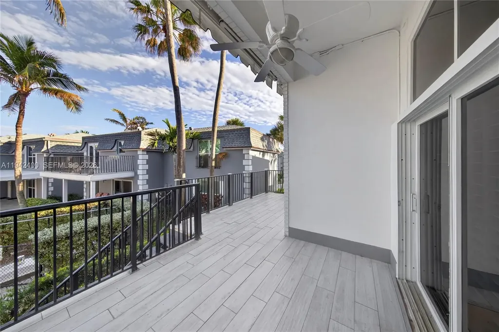 1194 Hillsboro Mile Hillsboro Beach FL 33062