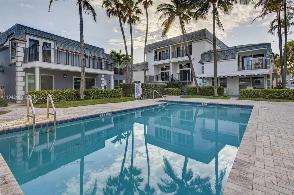 1194 Hillsboro Mile Hillsboro Beach FL 33062