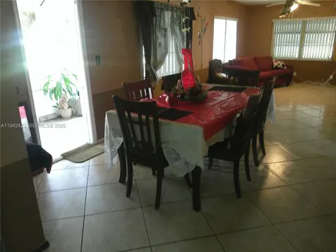 7422 NW 70th Avenue Tamarac FL 33321