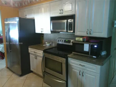 7422 NW 70th Avenue Tamarac FL 33321