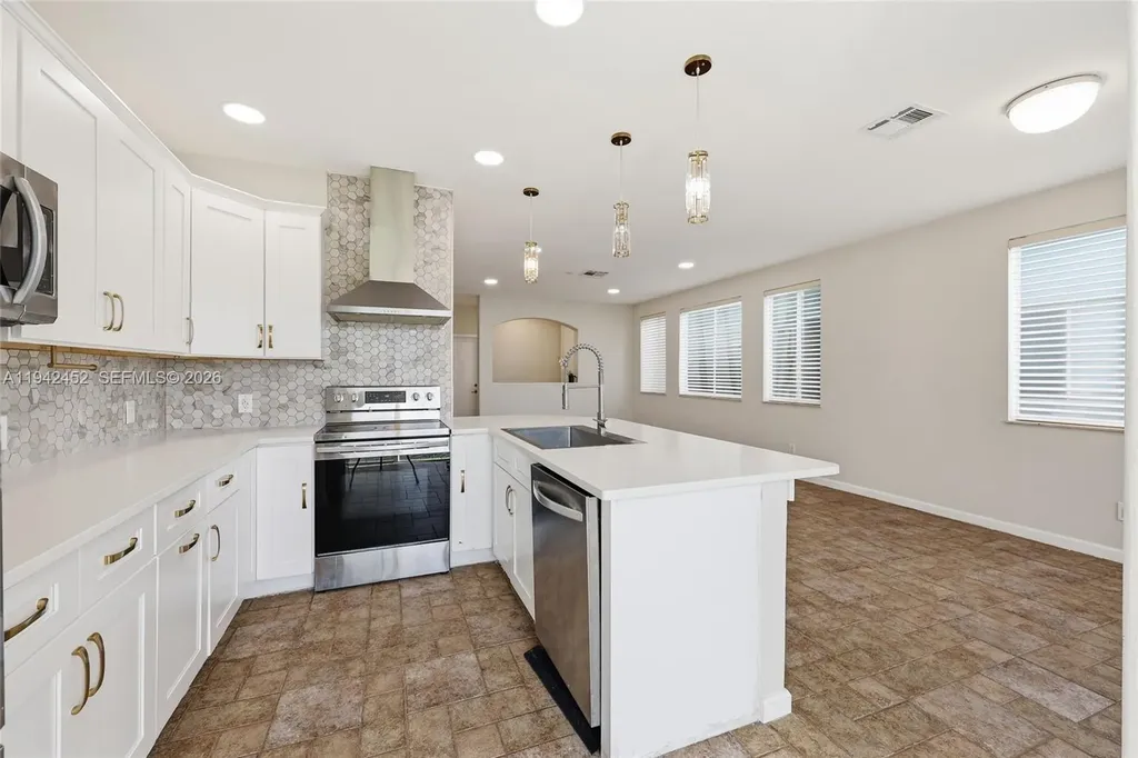 3059 Laurel Ridge Circle Riviera Beach FL 33404