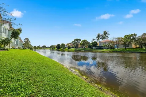 3059 Laurel Ridge Circle Riviera Beach FL 33404