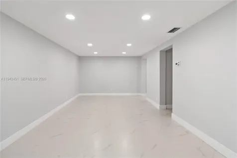 7144 Southgate Boulevard Tamarac FL 33321