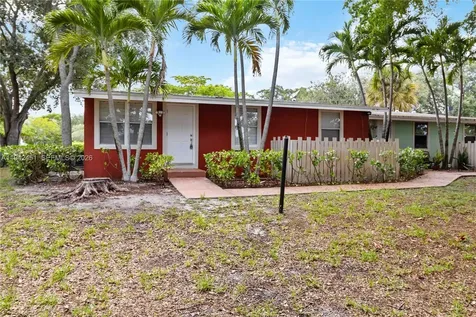 7144 Southgate Boulevard Tamarac FL 33321