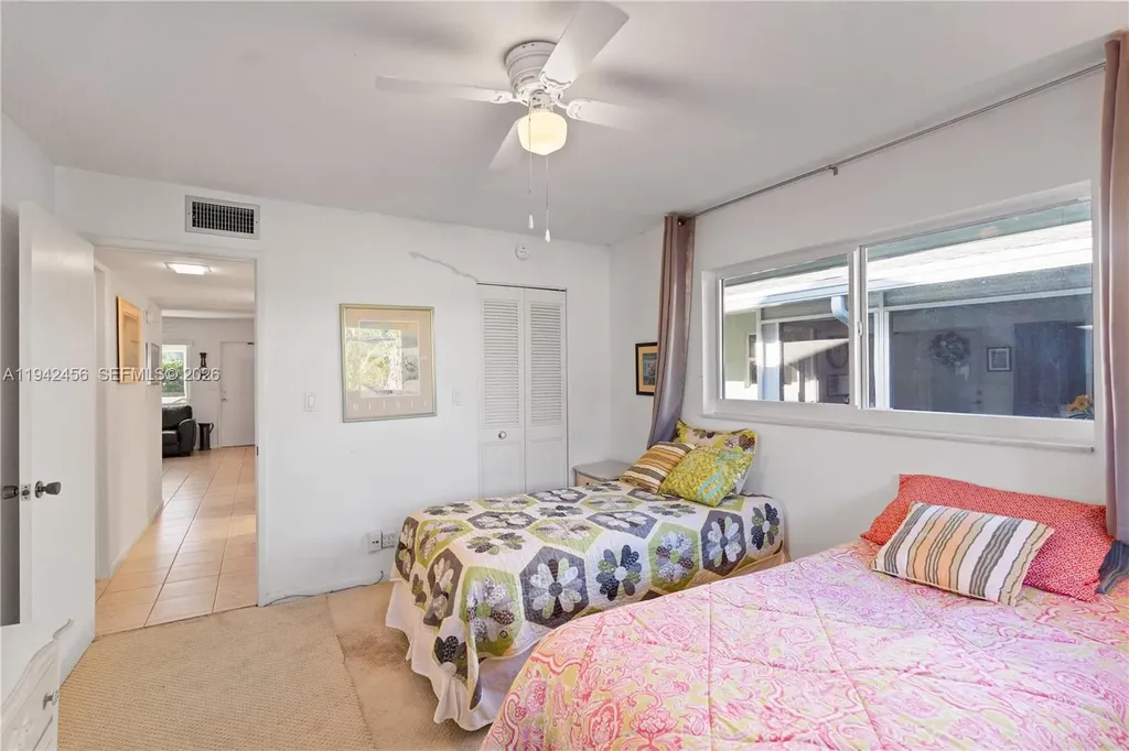 2541 NE 11th Street Pompano Beach FL 33062