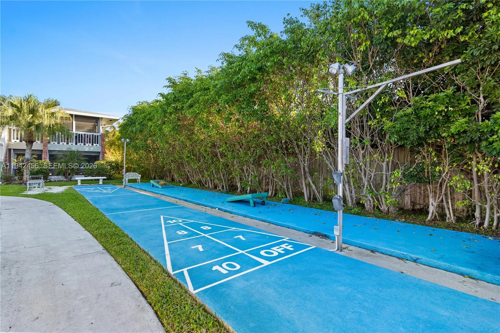 2541 NE 11th Street Pompano Beach FL 33062