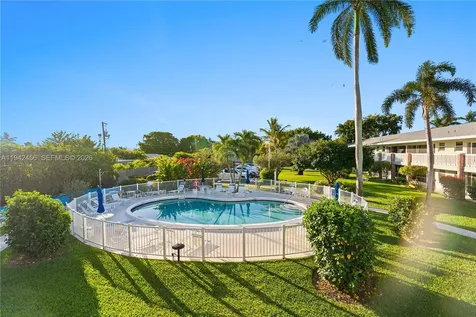 2541 NE 11th Street Pompano Beach FL 33062