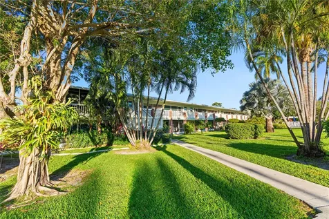 2541 NE 11th Street Pompano Beach FL 33062