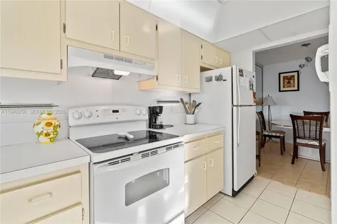 2541 NE 11th Street Pompano Beach FL 33062