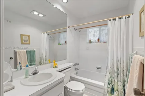 2541 NE 11th Street Pompano Beach FL 33062
