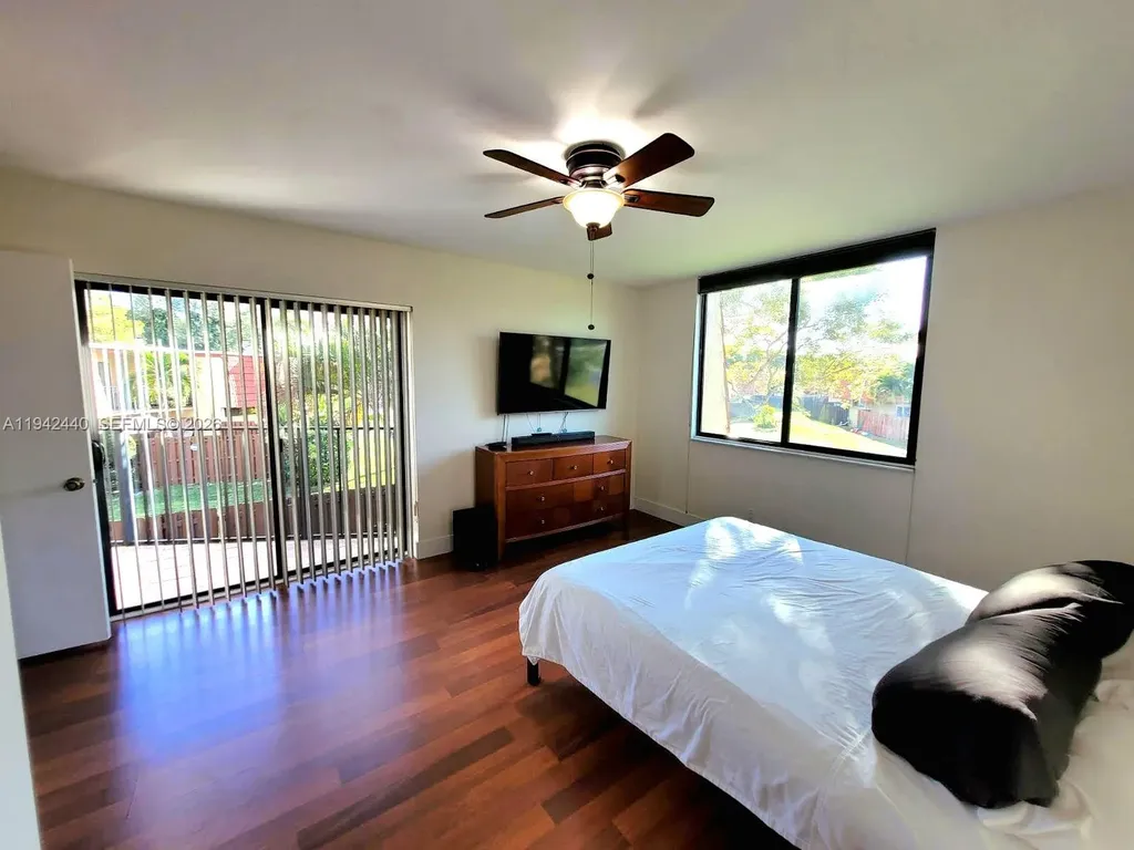 22916 Oxford Place Boca Raton FL 33433