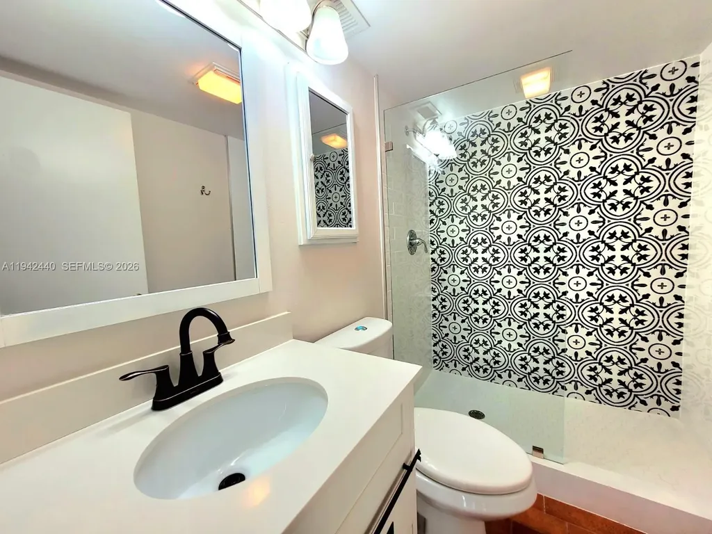 22916 Oxford Place Boca Raton FL 33433