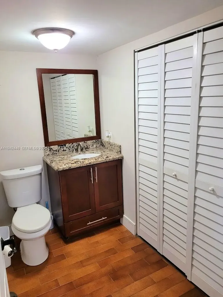 22916 Oxford Place Boca Raton FL 33433