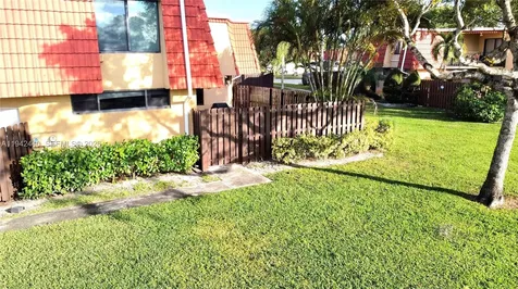 22916 Oxford Place Boca Raton FL 33433