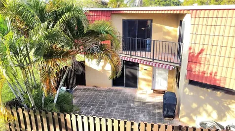 22916 Oxford Place Boca Raton FL 33433