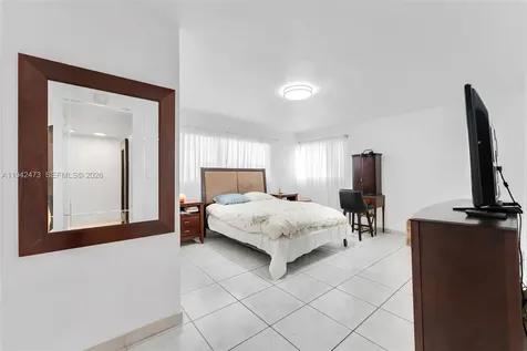 11840 NE 19th Drive North Miami FL 33181