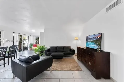 11840 NE 19th Drive North Miami FL 33181