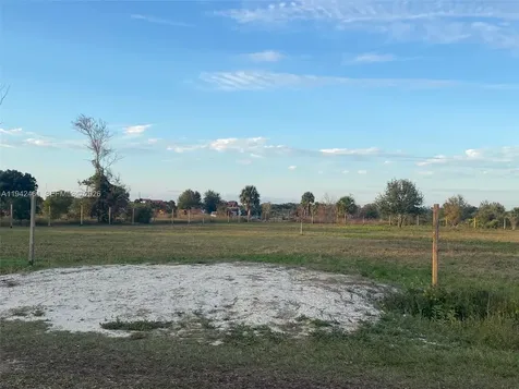 16631 NW 262 Street Okeechobee FL 34972