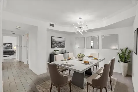 1000 E Island Boulevard Aventura FL 33160