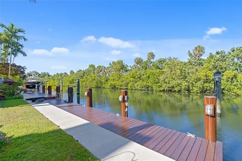 833 Harbour Isle Place North Palm Beach FL 33410