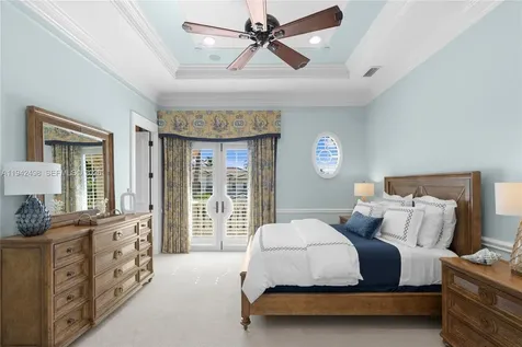 833 Harbour Isle Place North Palm Beach FL 33410