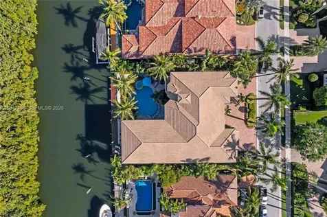 833 Harbour Isle Place North Palm Beach FL 33410