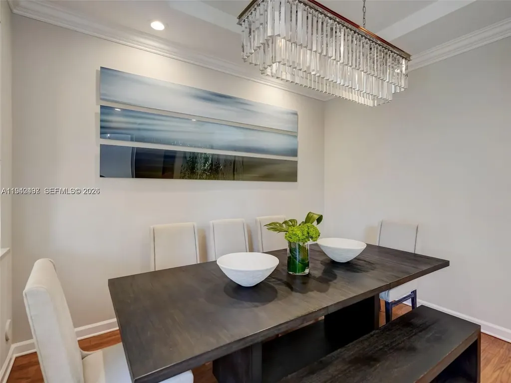 963 S Harbor View S Hollywood FL 33019