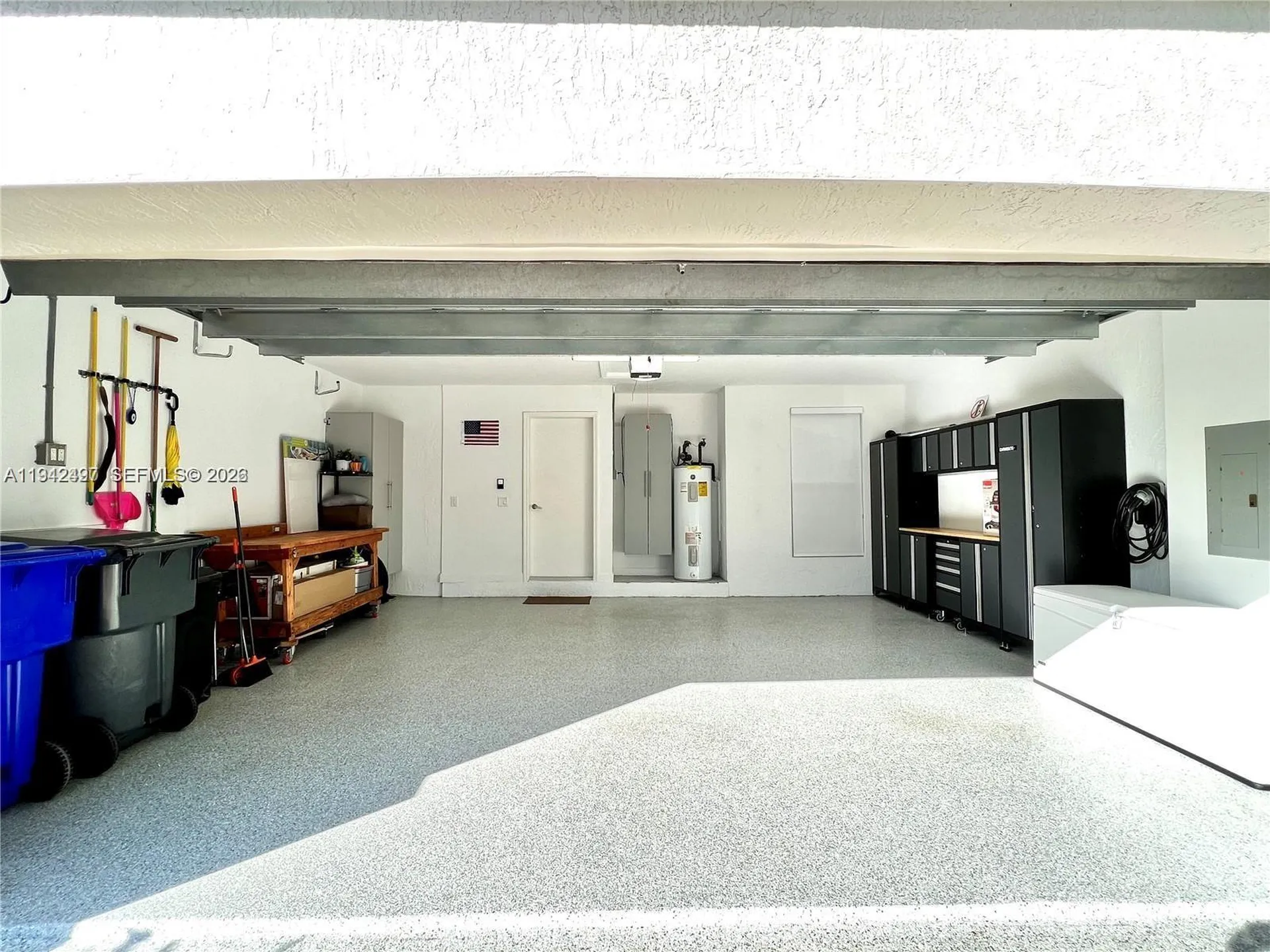 963 S Harbor View S Hollywood FL 33019