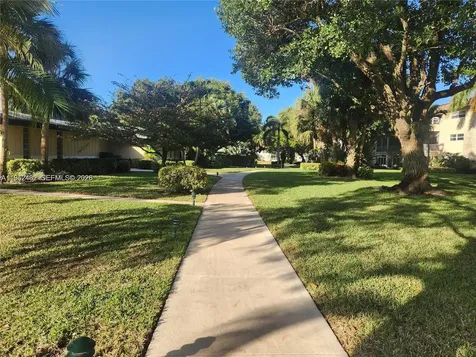 5001 NW 34th Street Lauderdale Lakes FL 33319
