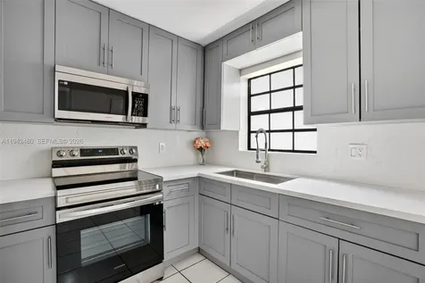 6905 SW 104th Court Miami FL 33173
