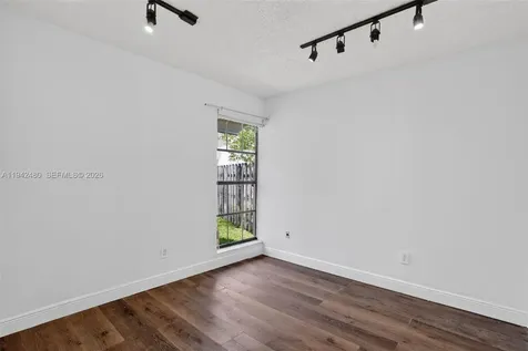 6905 SW 104th Court Miami FL 33173
