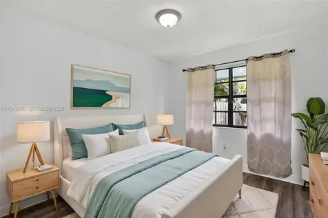 6905 SW 104th Court Miami FL 33173