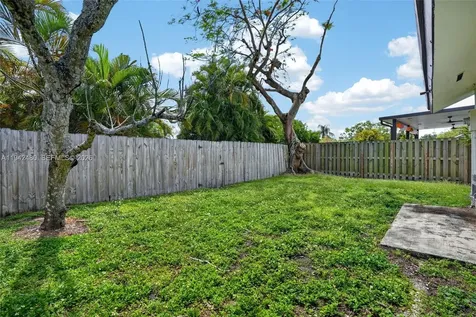6905 SW 104th Court Miami FL 33173