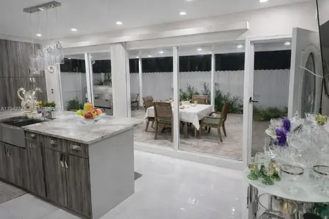 2118 NW 86th Street Miami FL 33147