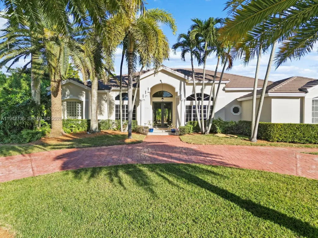 8945 SW 162nd Terrace Palmetto Bay FL 33157