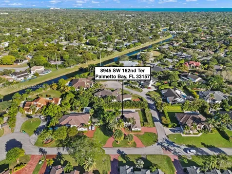 8945 SW 162nd Terrace Palmetto Bay FL 33157