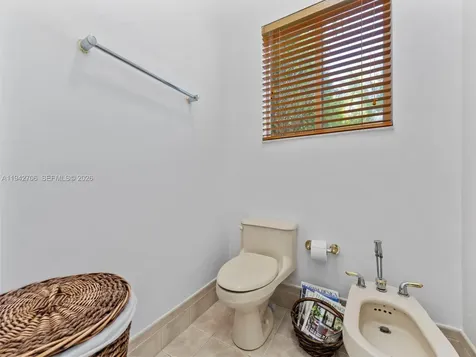 8945 SW 162nd Terrace Palmetto Bay FL 33157