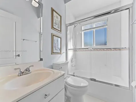 8945 SW 162nd Terrace Palmetto Bay FL 33157